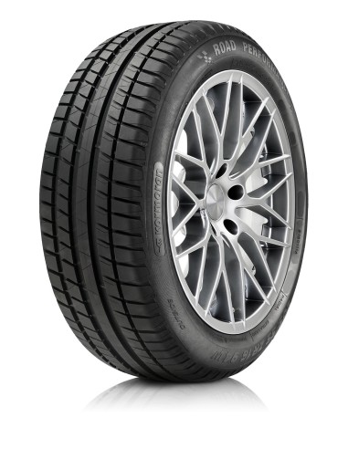 Kormoran ROAD PERFORMANCE 215/45 R16 90 V